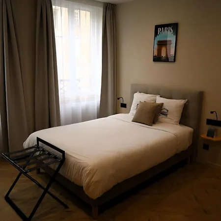 Les Du Faubourg Bed & Breakfast 4*
