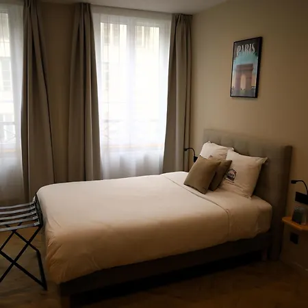 Les Du Faubourg Bed & Breakfast 4*