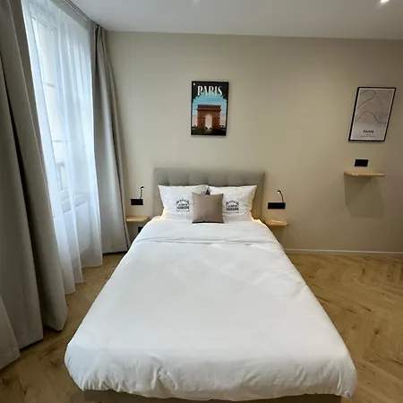Les Du Faubourg 4* Parigi