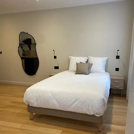 Les Du Faubourg 4* Parigi